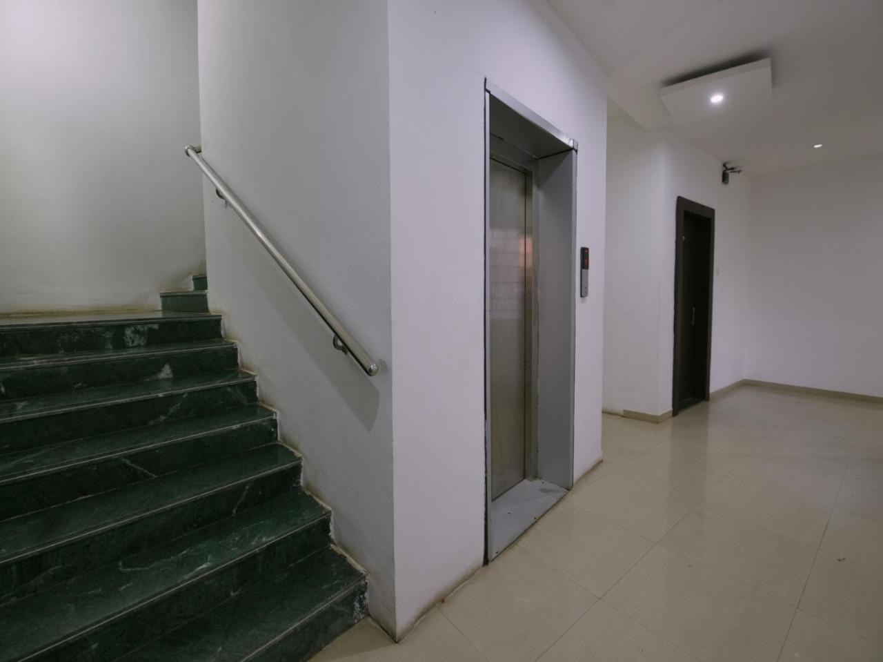 Oyo 9969 Hotel Kshipra Dham Ujjain Extérieur photo