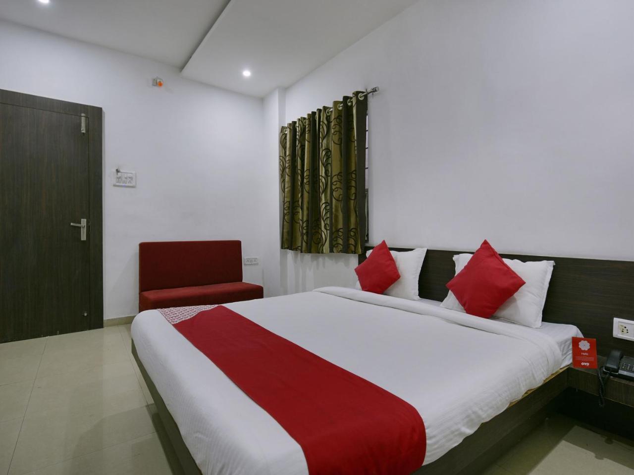 Oyo 9969 Hotel Kshipra Dham Ujjain Extérieur photo