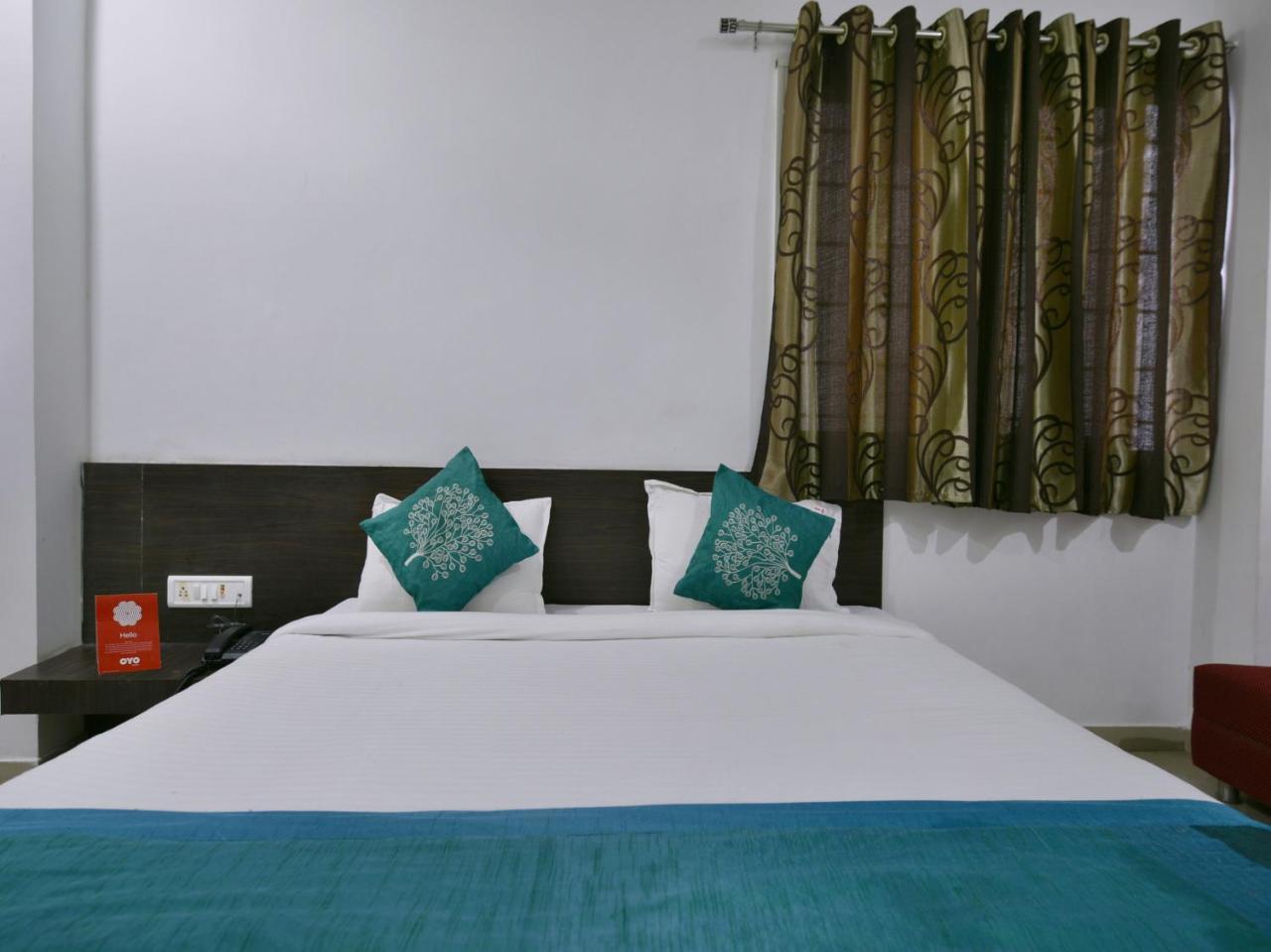 Oyo 9969 Hotel Kshipra Dham Ujjain Extérieur photo