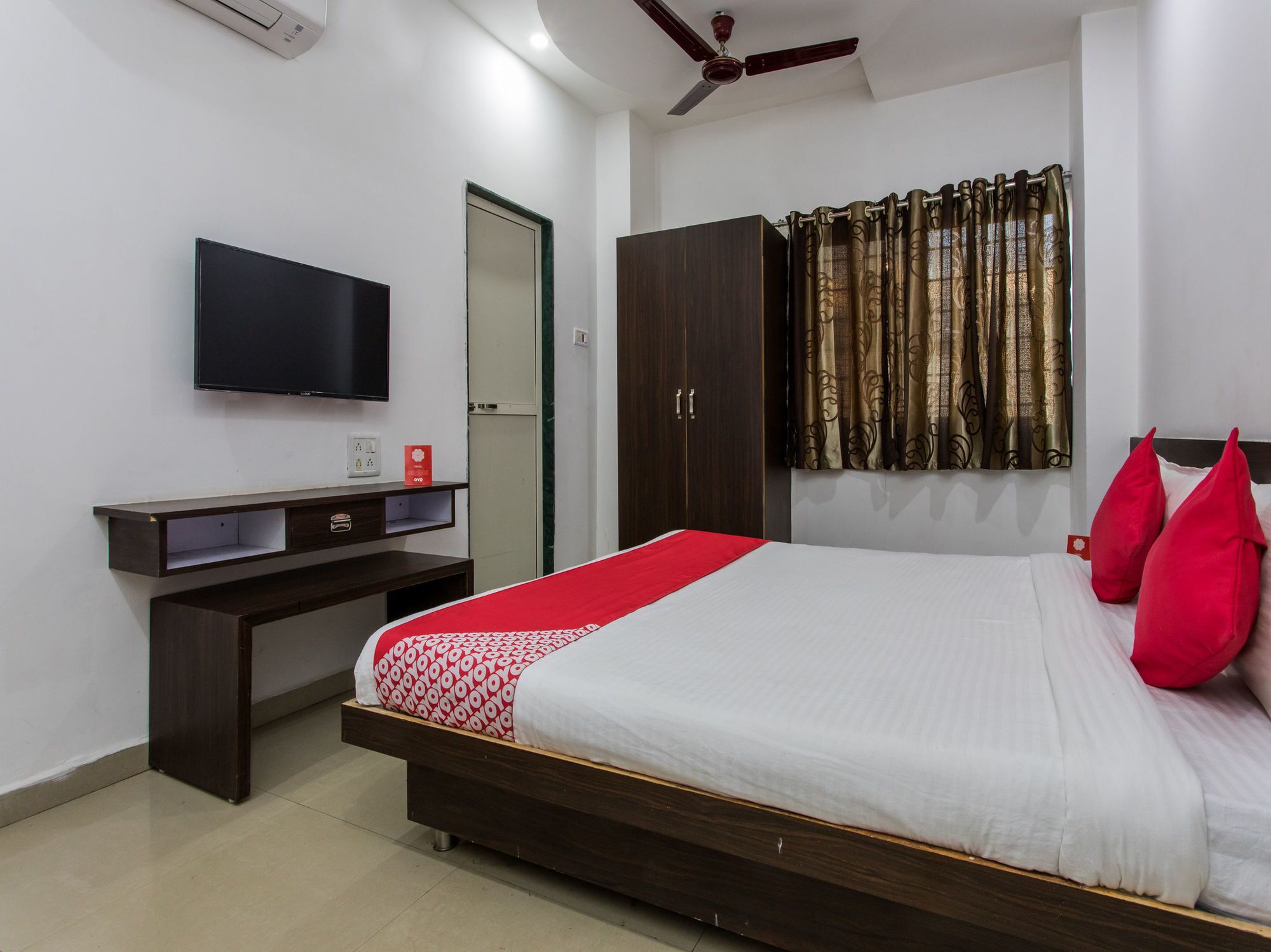 Oyo 9969 Hotel Kshipra Dham Ujjain Extérieur photo